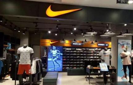  名牌服装进口清关进口关税是几多？怎么清关？